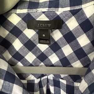 J. Crew women’s size 8 gingham shirt. Perfect for spring or fall.